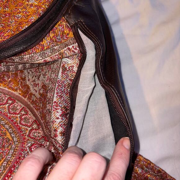 Handmade in Pakistan Boho Woven Backpack Tapestry Fabric Leather Trim 12x13.5 - Picture 5 of 5